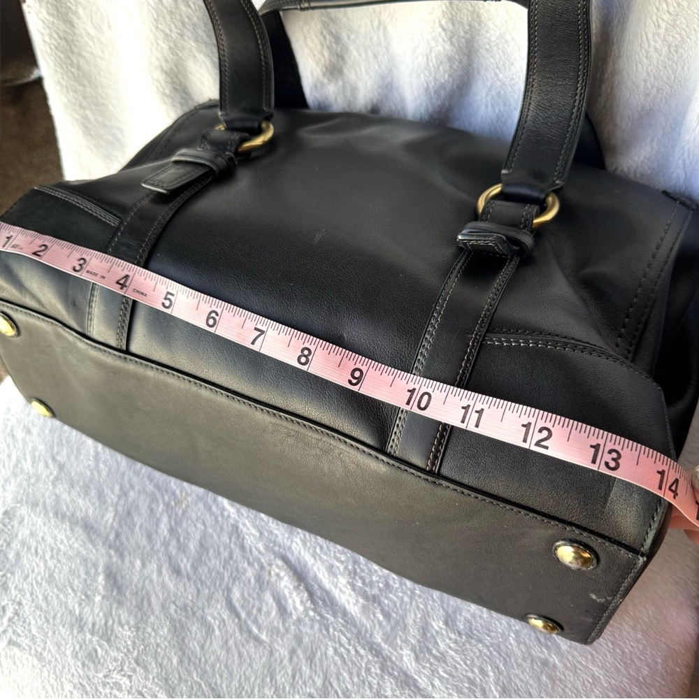 Vintage Coach Hampton #11046 Large Shoulder Bag Turnlock Black Leather - Picture 5 of 11